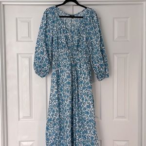 J.CREW V-neck midi dress in blue blooms blockprint-Sz M (NWOT)